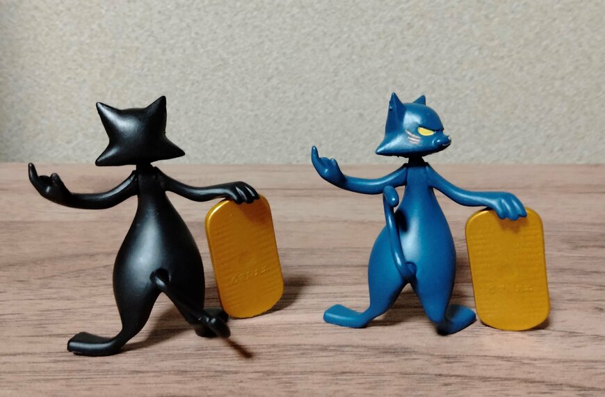 筆者撮影（スタンド・ストーンズ、強欲招き猫）