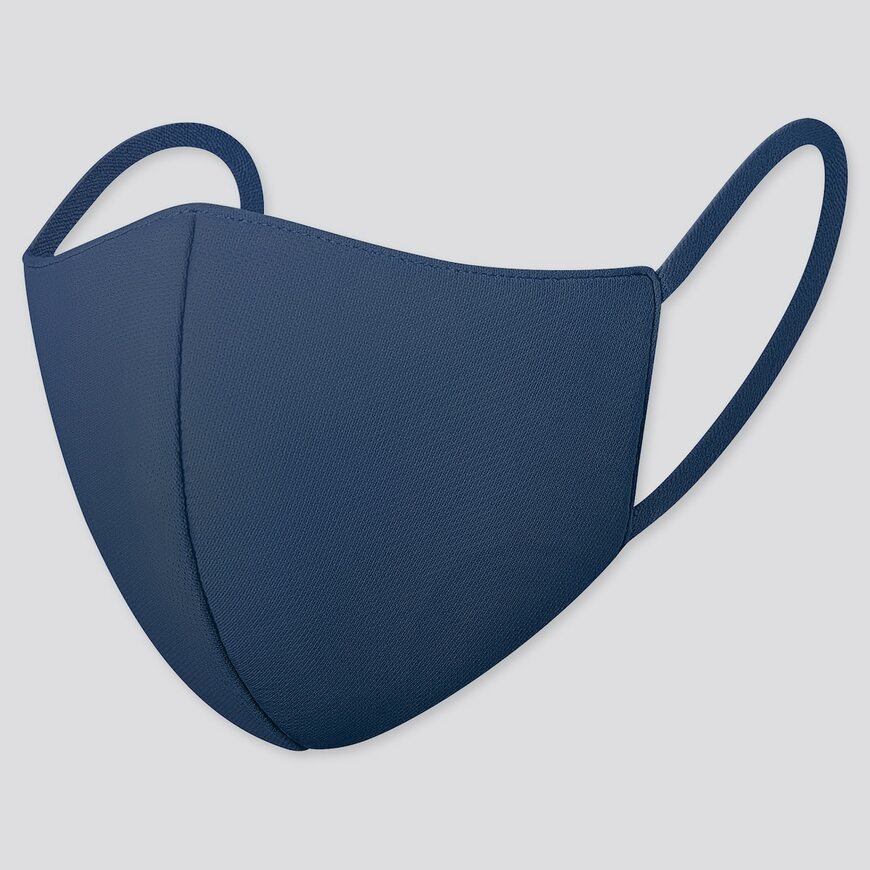 画像出典：ユニクロ公式サイト「ブルー（68 BLUE）」