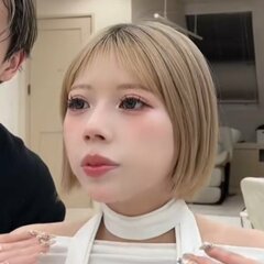 【大変身】ボブに飽きたアパレルショップ店員の女性→ショートボブでイメチェン！大人可愛いアフターが話題