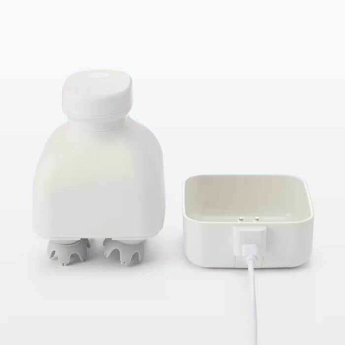 お風呂で使える充電式頭皮ケアブラシ