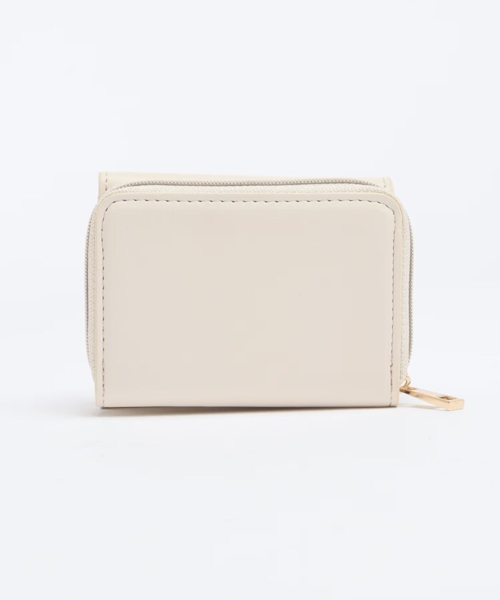 かさばらないので持ち歩きも便利