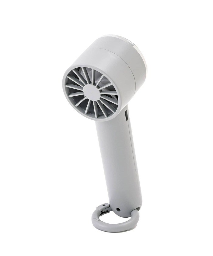 風量3段階調節も可能です。持ち運びやすいコンパクトサイズなのも便利