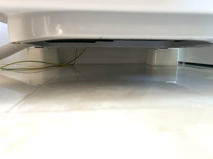 洗濯機の下がきれいになりました