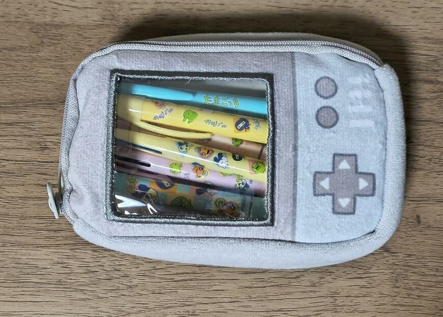 ダイソー、Ｙ２Ｋゲーム機ポーチ筆者撮影写真