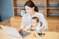 働く女性の半数以上が「子どもを産む予定はない」その理由は
