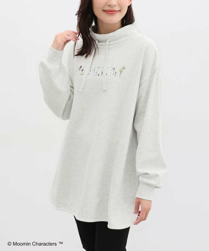 首元まであたたかく着られる、スタンドネックのチュニック