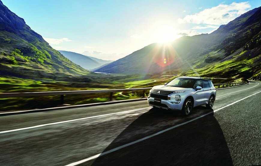 出所：三菱自動車WEBサイト　MITSUBISHI MOTORS Libary　「20221006:アウトランダー 23型」