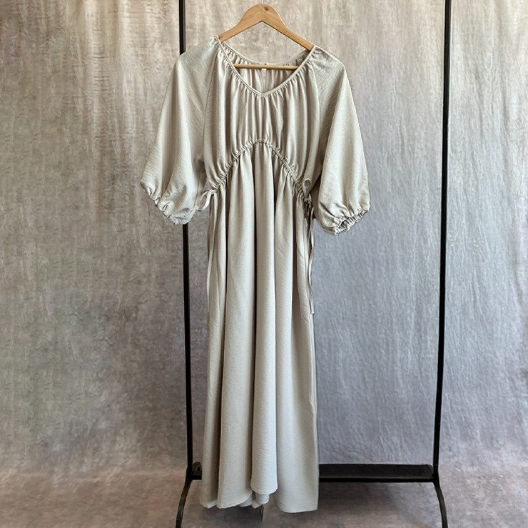 出所：しまむら公式　レディース　ギャザーワンピース（choco）