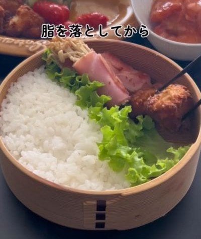 【息子に送るそぼろ弁当】ひと手間で冷めてもおいしい！そぼろたっぷり彩り秋弁当が話題