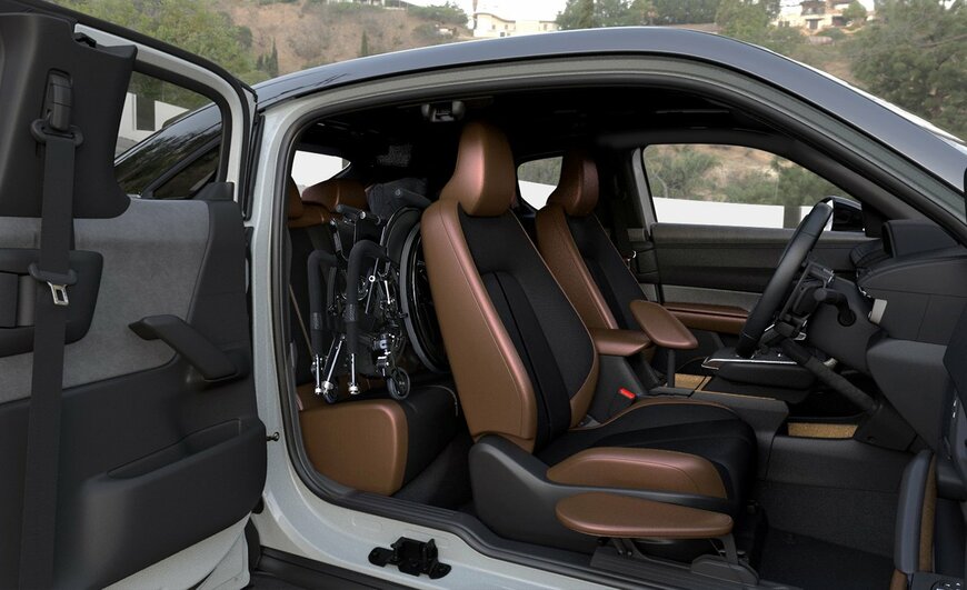 出所：マツダ株式会社　マツダ　ニュースルーム　テクノロジー　「手動運転とペダルによる運転操作の選択が簡単に行える「セルフエンパワーメントヴィークル」」