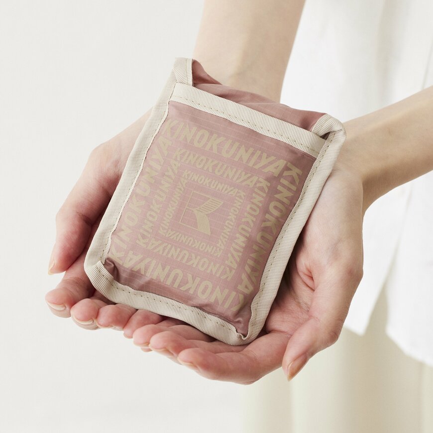 出所：株式会社紀ノ國屋　ニューポケッタブルバッグ