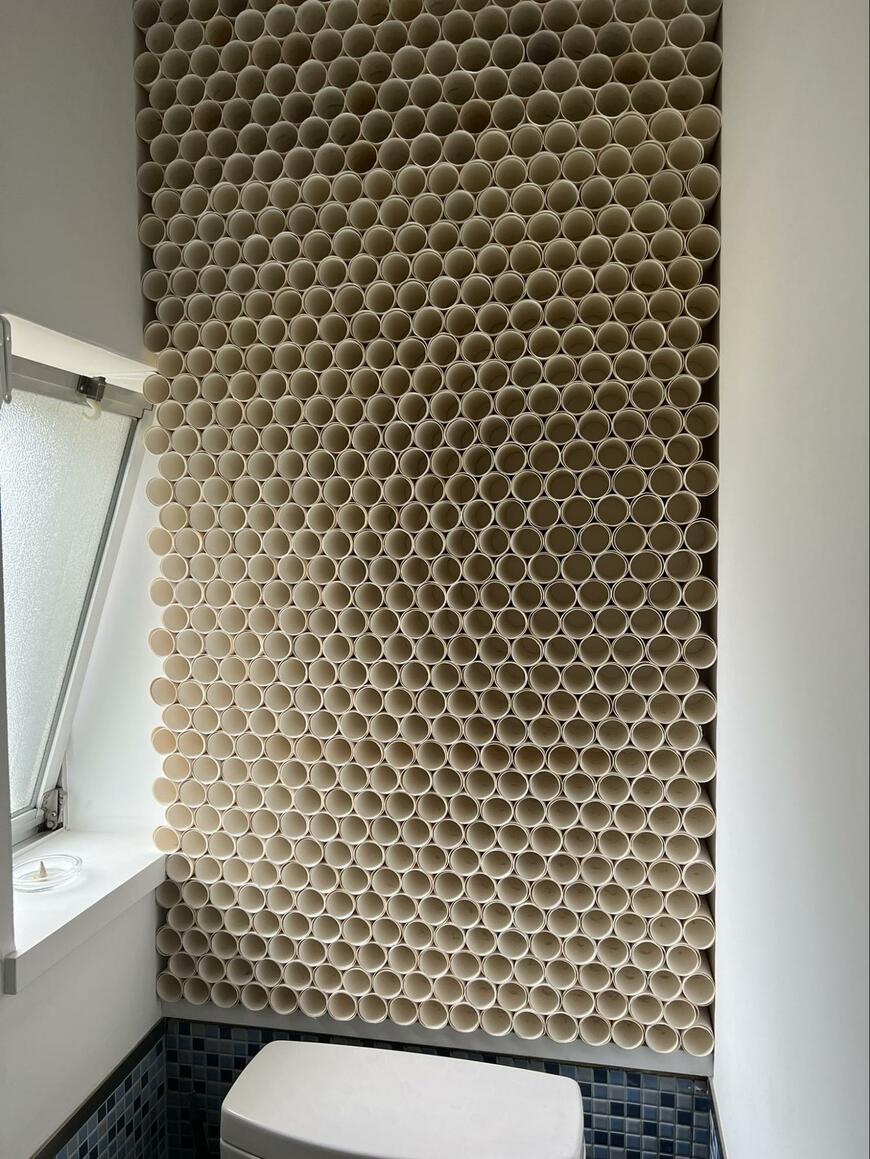 トイレの光景に驚き