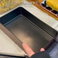 妻が作る【旦那弁当】朝から焼いた〈焼肉弁当〉デカ卵焼きも入ってボリューム満点で美味しそうと話題