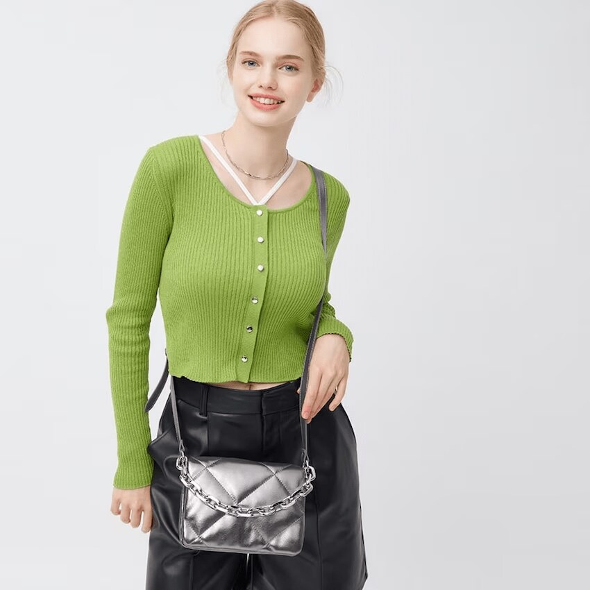  画像出所：GU公式