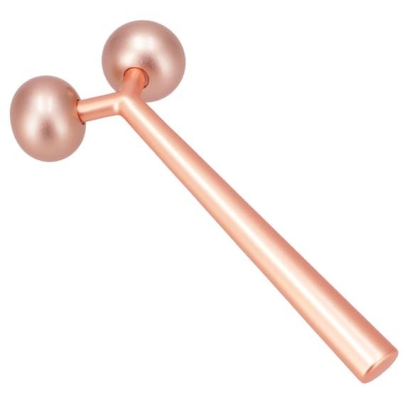 出所：ニトリ公式　Ｖガタフェイスローラー(DH04 ピンクゴールド)