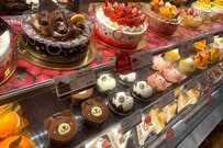 【シャトレーゼ】可愛すぎる「1人分クリスマスケーキ」ピスタチオモンブランも注目
