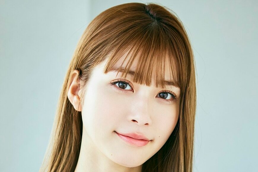 ”めるる”生見愛瑠 CA姿にSNSうっとり「可愛すぎて見入っちゃった」「天使じゃん」