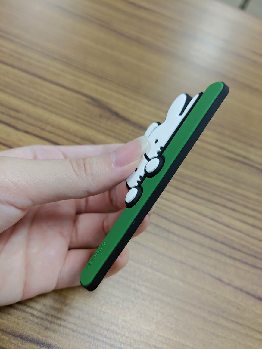 出所：筆者撮影（セリア、ミッフィーのマグネットフック）