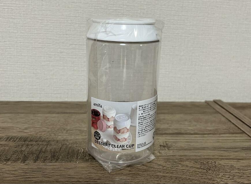 セリア、デザートクリアカップ フタ付き ジュース缶型