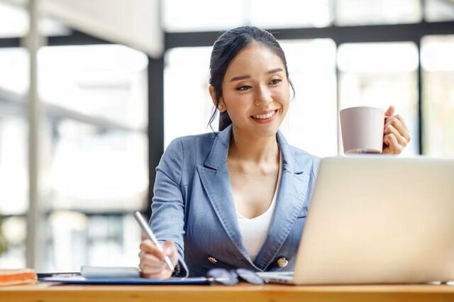 【平均年収500万円超の人】割合は何％？39年勤め上げたら「年金」はいくら？知っておきたい老後資金の現実