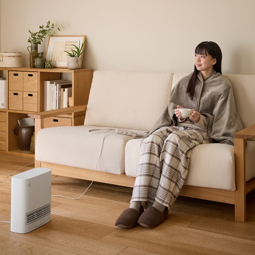 出所：無印良品公式　温風がすぐに出る　セラミックファンヒーター
