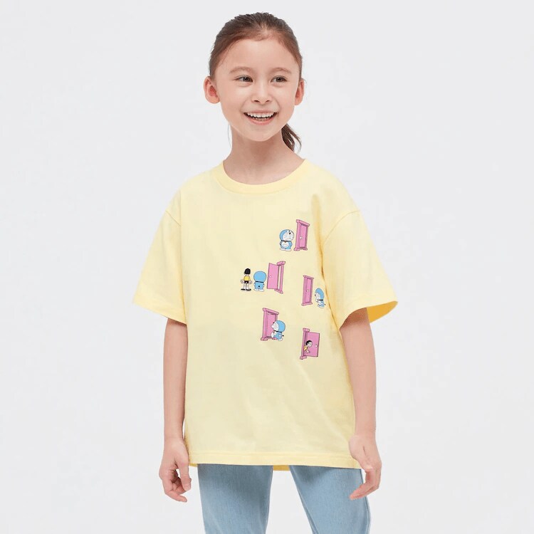 出所：ユニクロ　KIDS ドラえもん UT グラフィックTシャツ（半袖）イエロー
