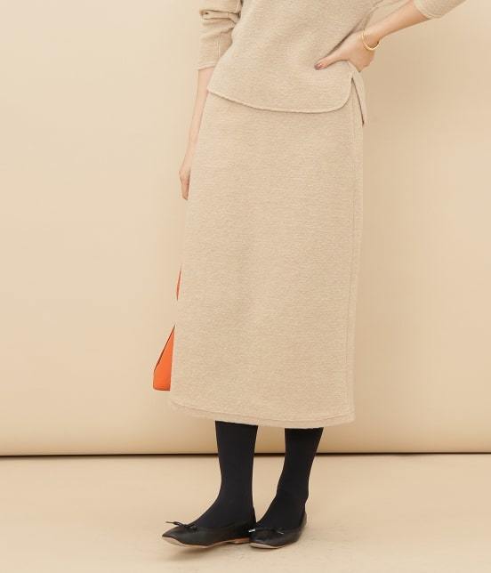 ADAM ET ROPE' FEMME - スライバーパイルスカート ¥14,040（税込）