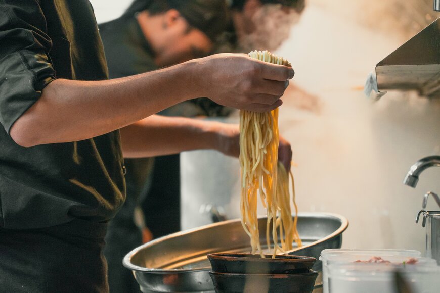 ロンドンのラーメン屋にあったトイレ表記　ユーモアたっぷりのアイデアに思わず笑ってしまう