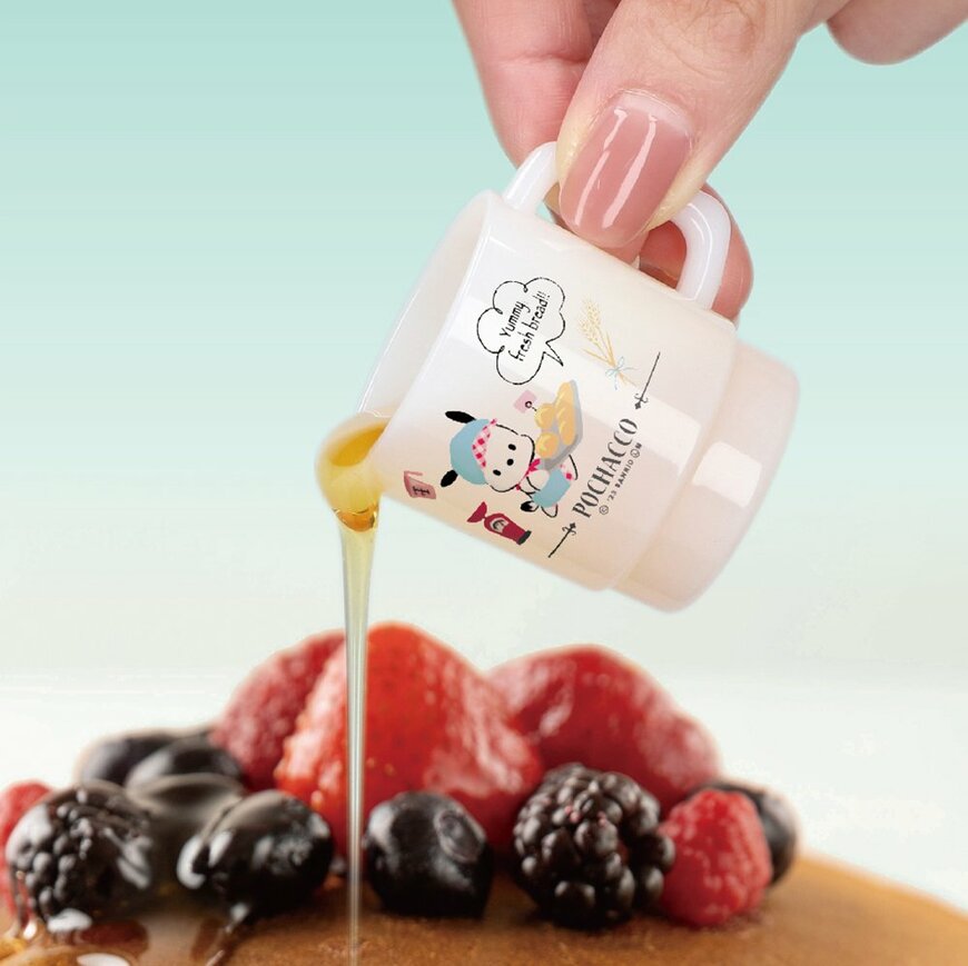 出所：ベネリック株式会社「食器としても使える「はぴだんぶい」のミニチュアカップがカプセルトイになって登場！「はぴだんぶい ミニチュア レトロカップ コレクション」が2023年5月下旬より順次全国のカプセルトイ自販機にて発売」