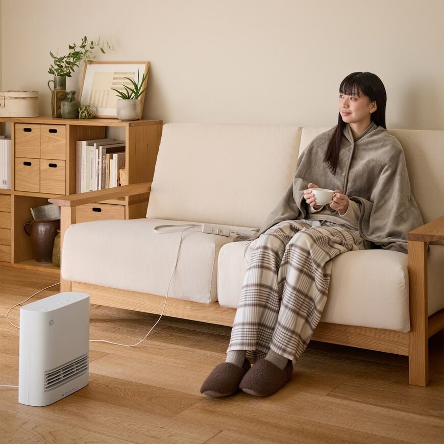 出所：無印良品公式　温風がすぐに出る　セラミックファンヒーター