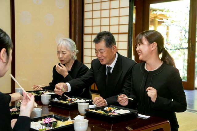 法定相続人とは?孫を養子にすれば基礎控除は増える?孫3人全員を養子にしたら?妻と子2人、孫が3人いて、相続税の対策で夜も遅くまで調べている方へ