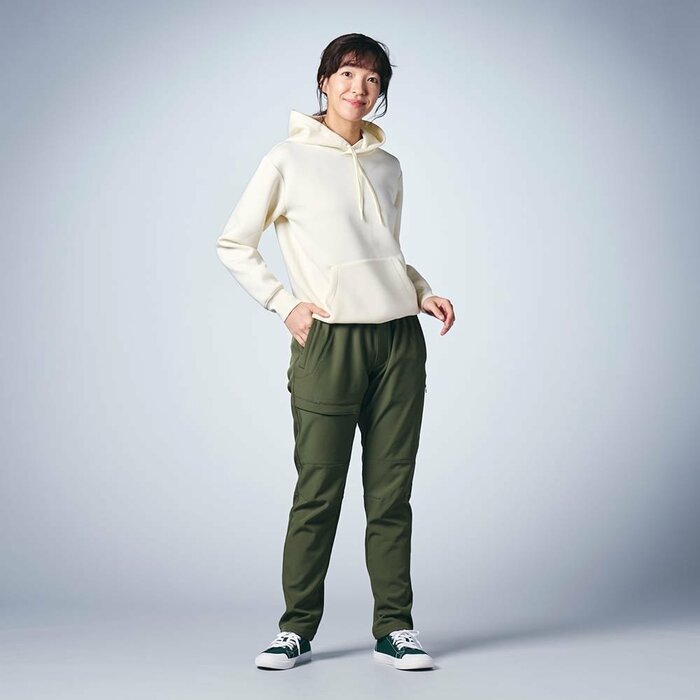 アウトドアでのハードな動きに対応するための工夫も満載