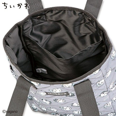 大人の女性が持ちやすい、くすみ感のある優しい色合いが特徴