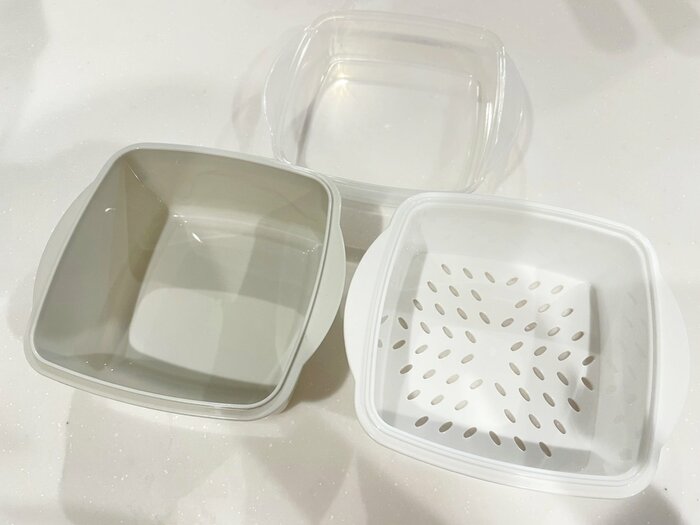 本体は、容器・中子・フタの3段構造