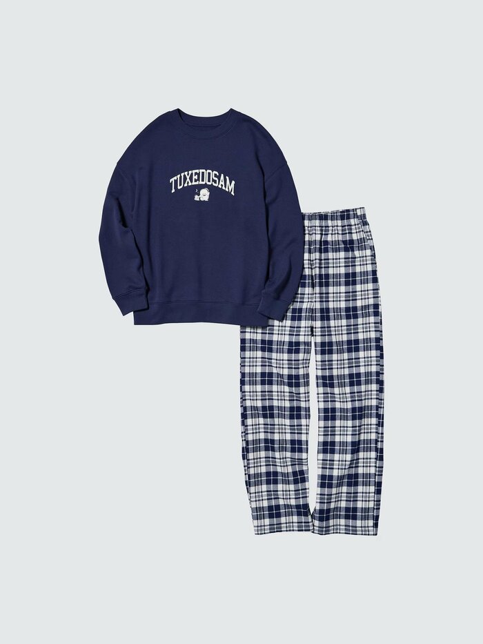 シックなネイビーのセットにはタキシードサム