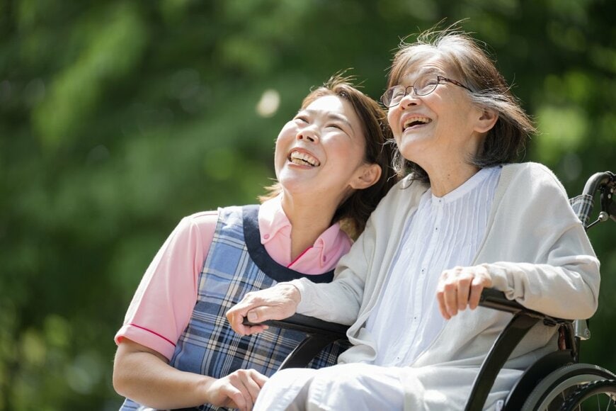 【高額療養費制度】70歳以上は医療費がいくら安くなる？自己負担限度額と申請が必要なケース・不要なケースを解説