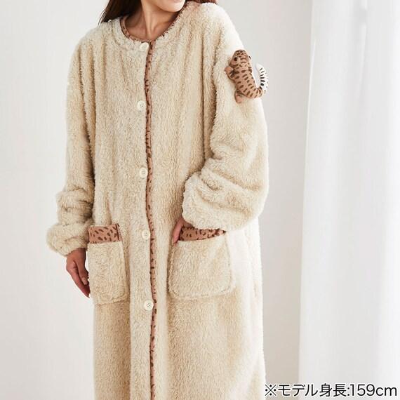 ニトリ　着る毛布(Nウォーム ヒョウモントカゲモドキ ベージュ KO12)
