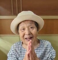 【84歳おばあちゃん】3時のおやつで「くら寿司」を満喫！豪快な食べっぷりにビックリする人が続出
