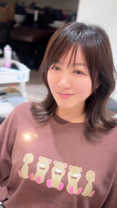 素敵な仕上がりに笑顔の女性