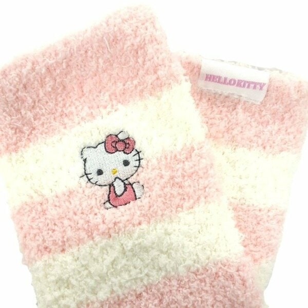 キティちゃんのデザインとタグがとってもおしゃれ