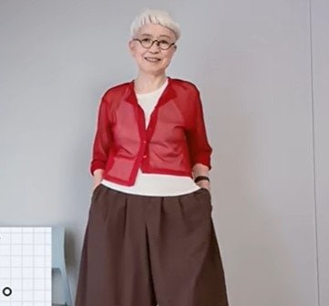【70代マダム】「足元からの秋コーデ」が勉強になる ハイカットブーツ×暖色の組み合わせが素敵