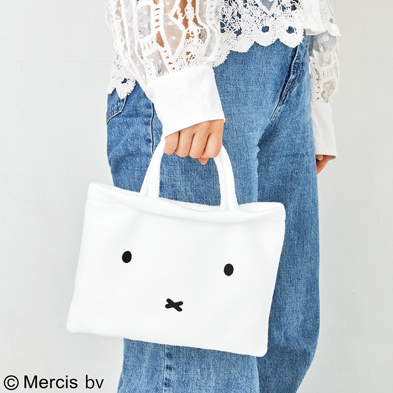 画像出典：すべて「宝島社公式」