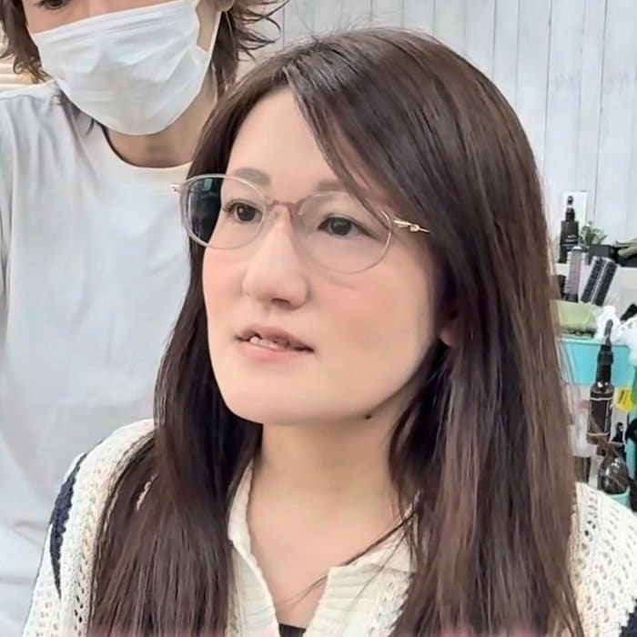 長く伸びた「スーパーロング」をバッサリ短く！“首元すっきり＆軽い質感”のショートスタイルに
