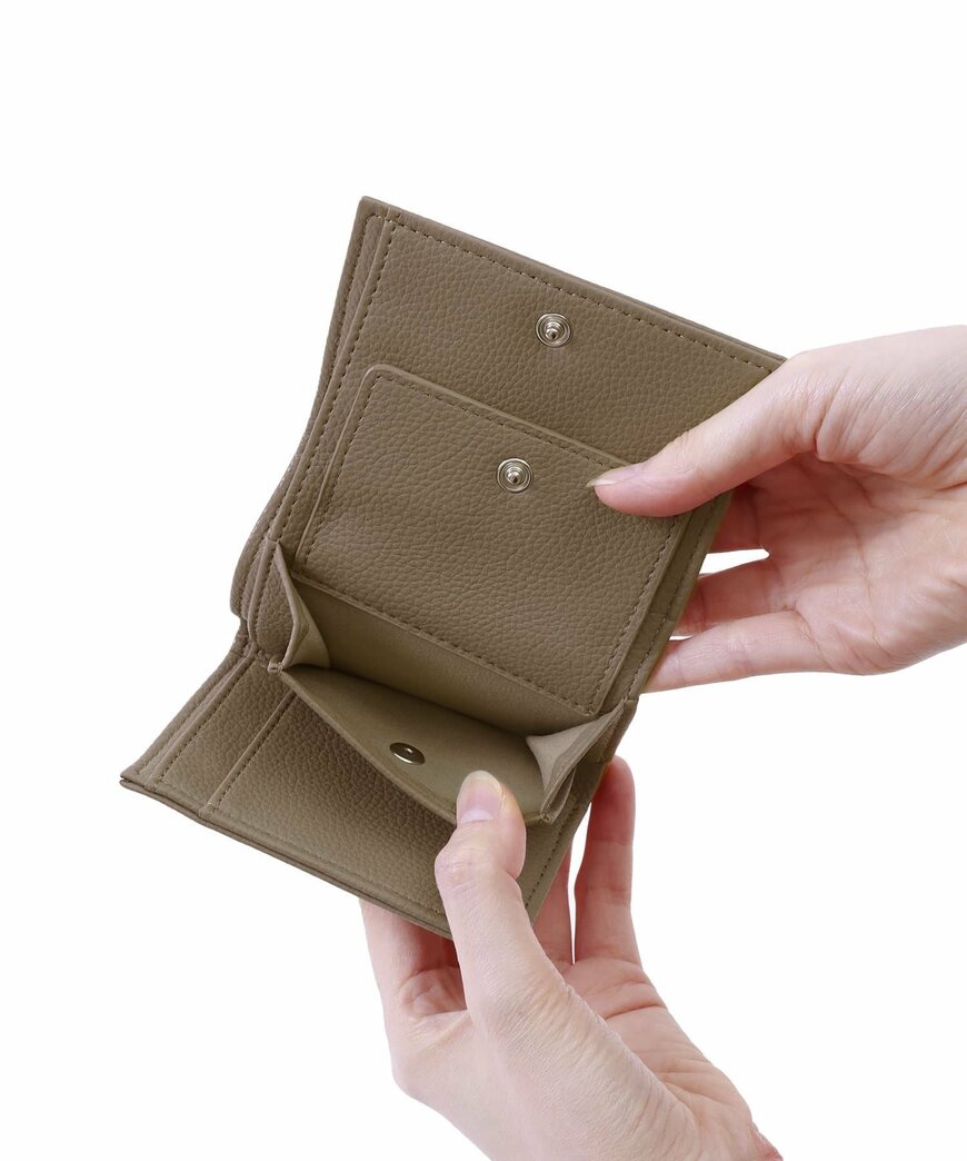 出所：3COINS公式ファッション通販サイト 三つ折りミニウォレット