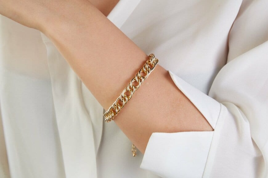 「給料の大半をジュエリーに費やしてきた」　宝石鑑別士の「総額500万円超えコレクション」に思わず二度見