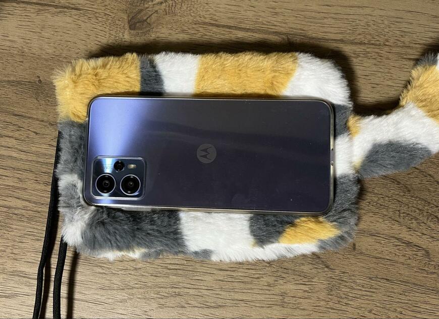 ダイソー、 猫しっぽ付ショルダーポーチ画像