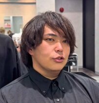 友人の結婚式を控えている男性　カットで大胆にイメチェンした姿が話題