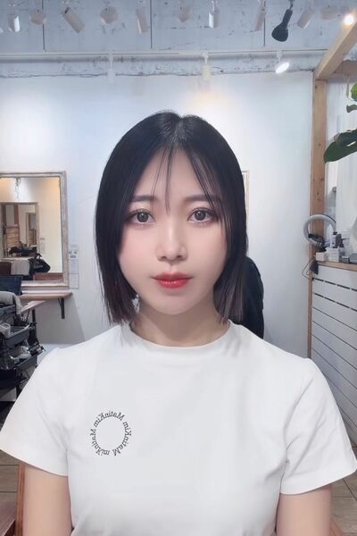 スッキリ軽やかなボブの完成