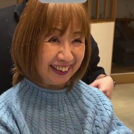 【爽やか若見えショートボブ】ぺたんこになる髪に悩む女性…トップにボリュームのあるスタイルに変身！