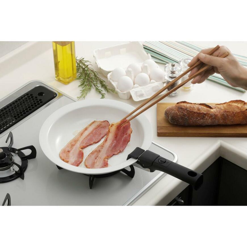 出所：株式会社コメリ